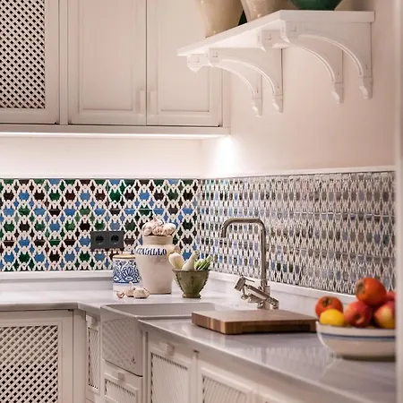 Tiempo Y Silencio By Grupo Cappuccino Villa Seville