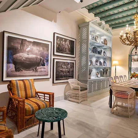 Tiempo Y Silencio By Grupo Cappuccino Villa Seville